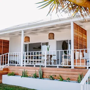 Skoon Seaside Apartment