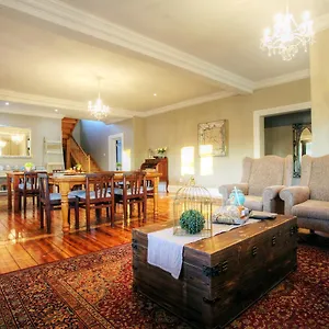 4* Bed & Breakfast 23 On Glen