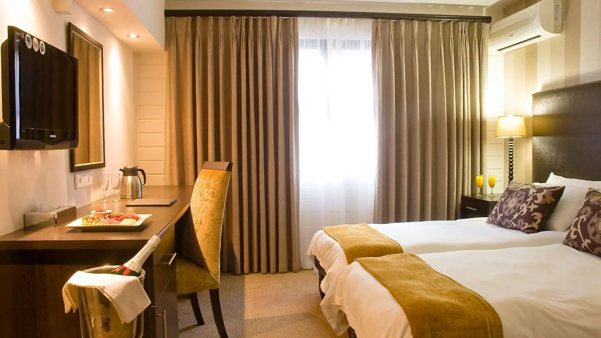 פורט אליזבת' The Kelway Hotel 4*, פורט אליזבת' דרום אפריקה